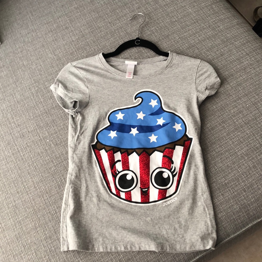Cupcake shirt